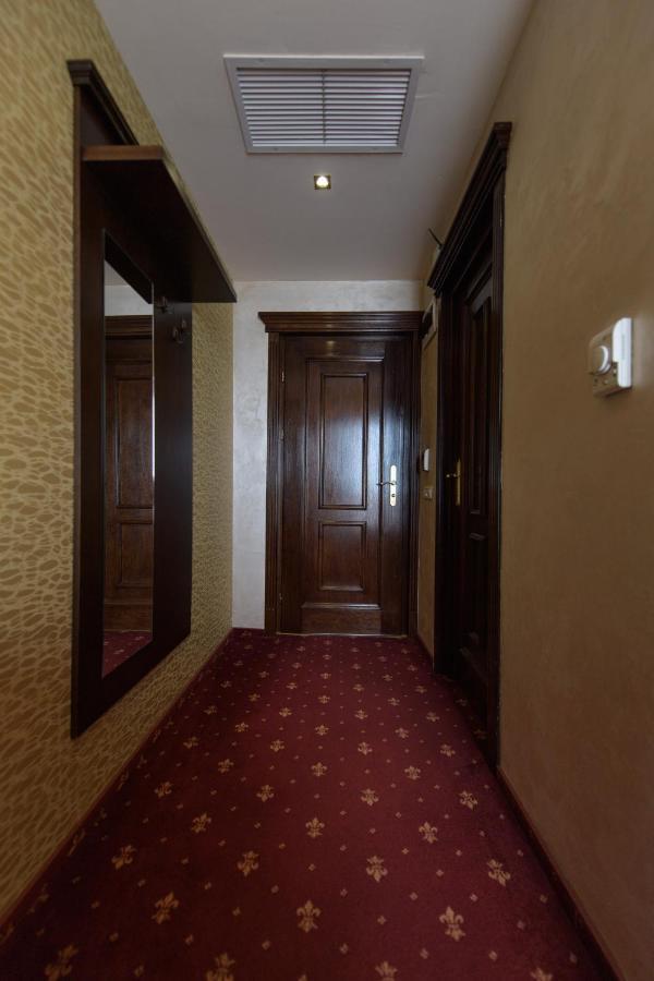 Hotel Golden Palace Мамая Екстериор снимка